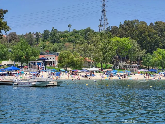 LAKE MISSION VIEJO PRIVILEGES COMES WITH THIS LEASE
