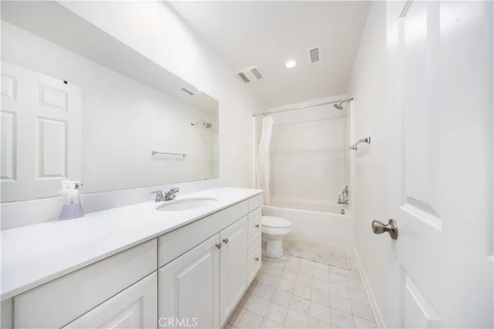 3473 E Sweetbay, Ontario, California 91761