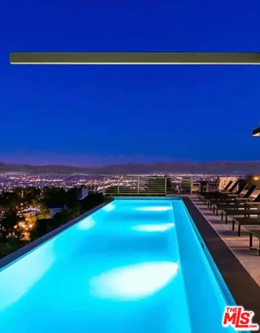 Infinity Pool Rendering