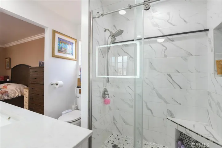 Bath 2 - walk-in​​‌​​​​‌​​‌‌​​‌​​​‌‌​​​‌​​‌‌​​‌‌​​‌‌​​​​ shower