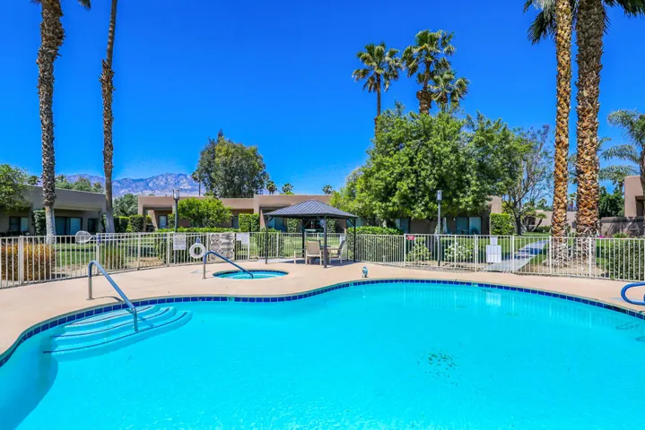 Community pool