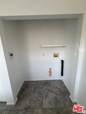 1st floor - Laundry Area