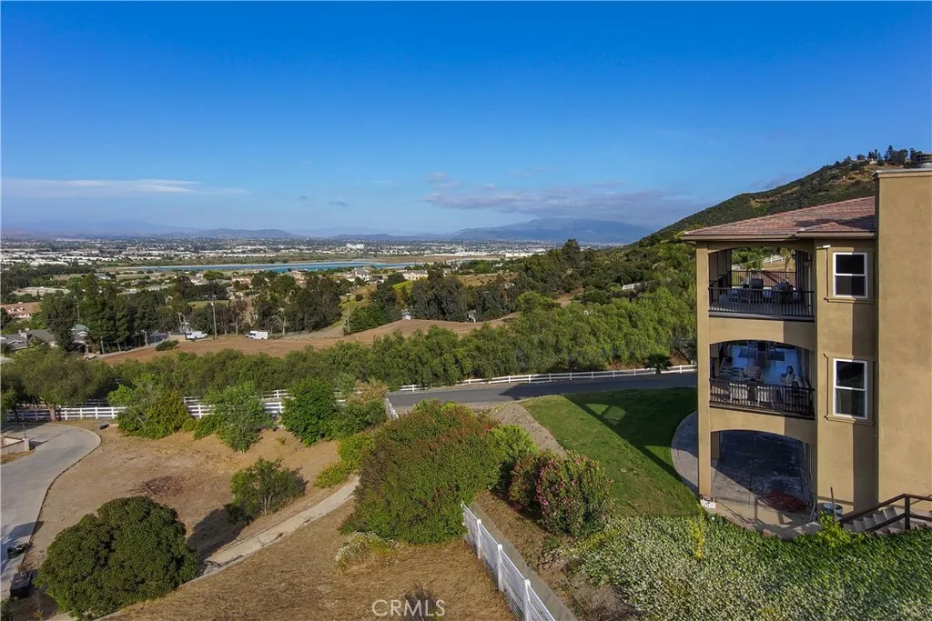 26045 Lucille Circle, Murrieta, California 92562 — photo 4