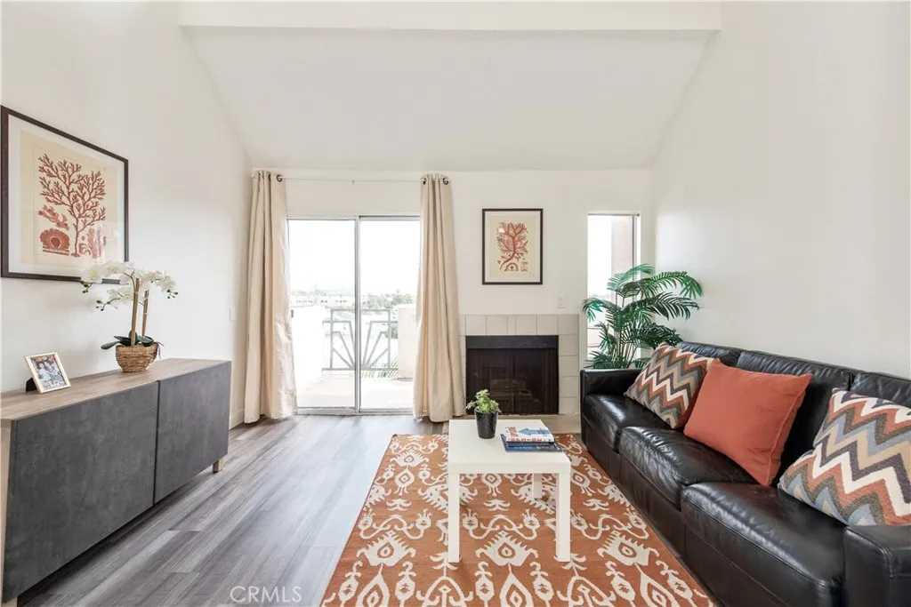 3rd room or living room 3rd room or living room