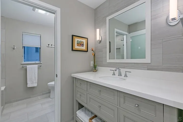 Primary Bath/Spa
