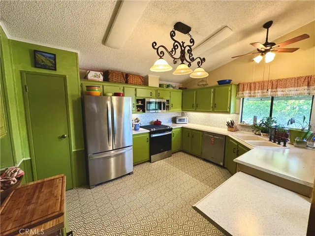 2230 Lake Park 207, San Jacinto, California 92583