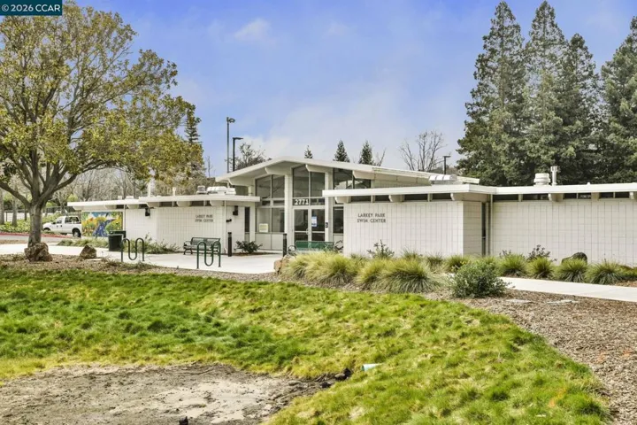 Larkey Park Swim Center