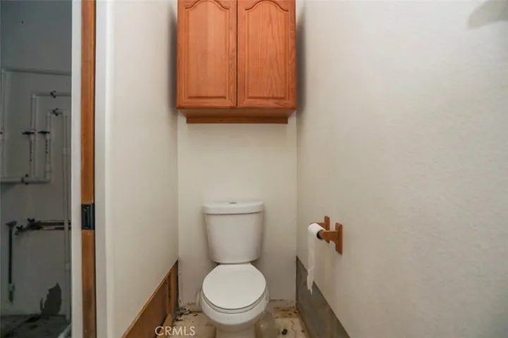 1/2 Bath