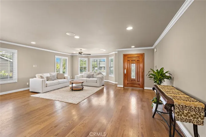 Family Room/Entry - Furnished