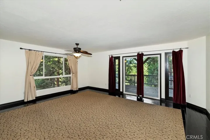24048 Altdorf, Crestline, California 92325