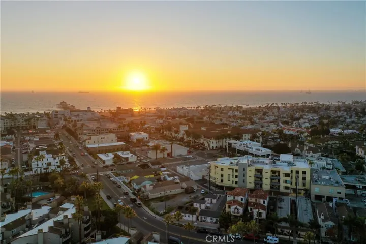 414 Main St. 410, Huntington Beach, California 92648
