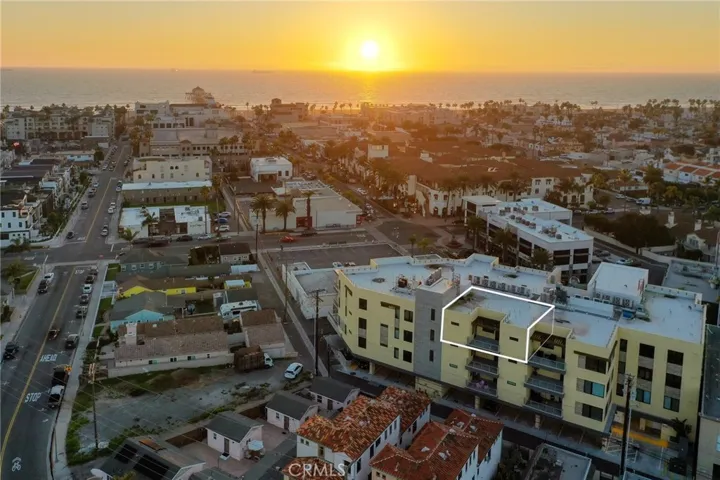 414 Main St. 410, Huntington Beach, California 92648