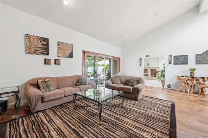 Gorgeous cathedral ceilings in the living room