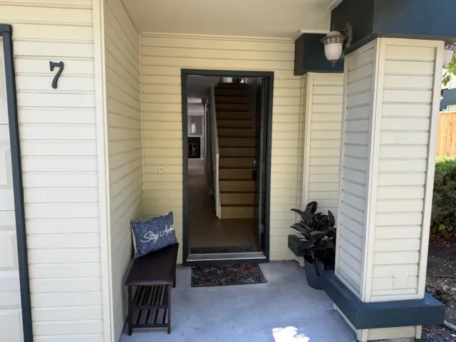 421 Sierra Vista Avenue 7, Mountain View, California 94043