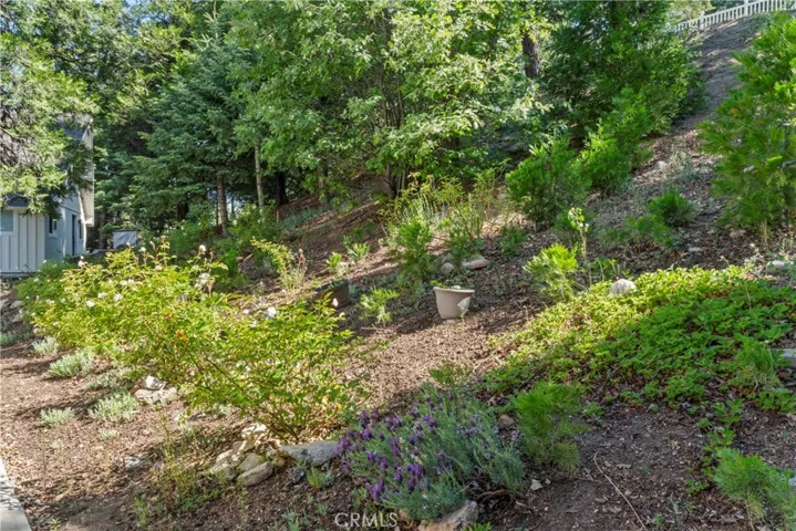 197 Massive Road, Lake Arrowhead, California 92317