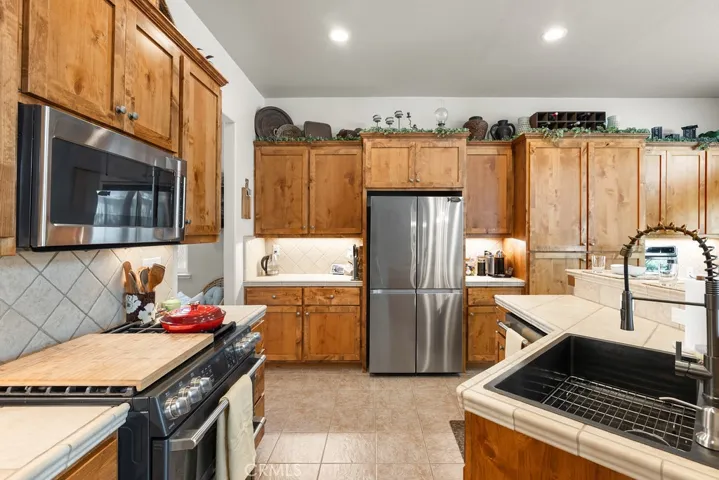 5212 Honey Rock Court, Oroville, California 95966