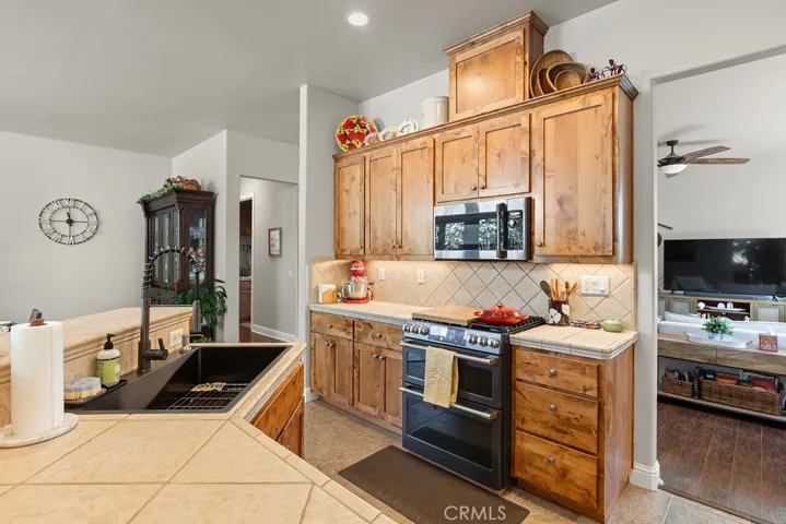 5212 Honey Rock Court, Oroville, California 95966