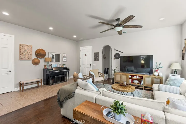 5212 Honey Rock Court, Oroville, California 95966