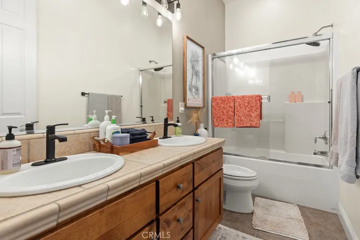 5212 Honey Rock Court, Oroville, California 95966