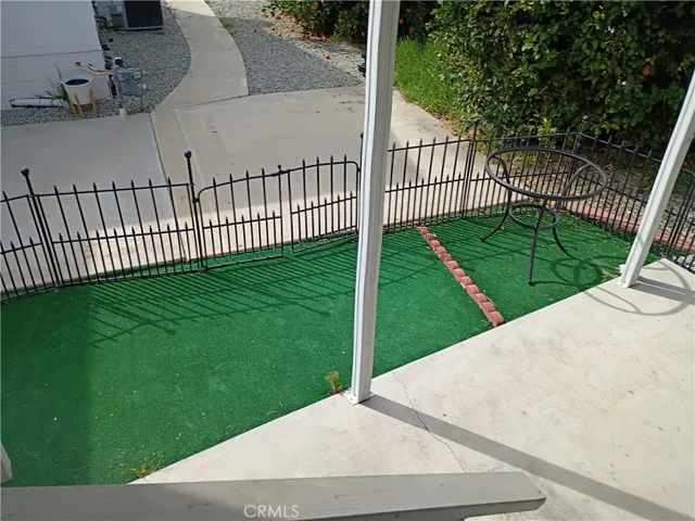 pet play area