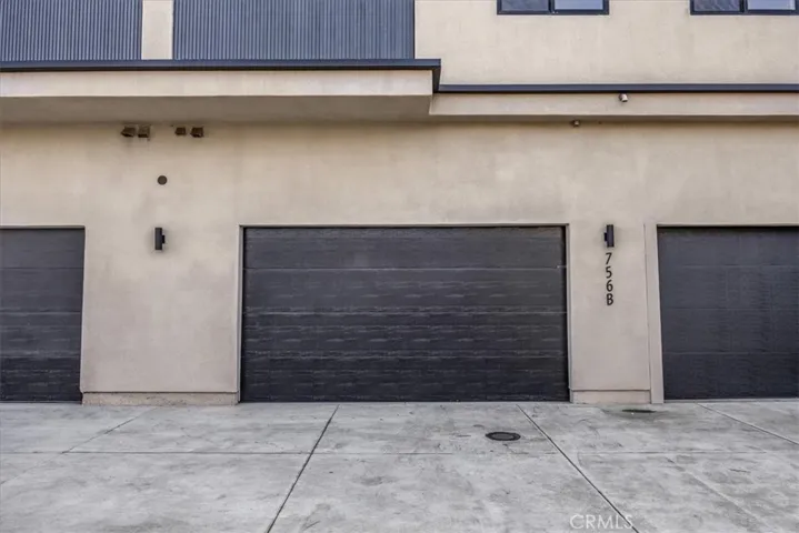 Tow Car Garage