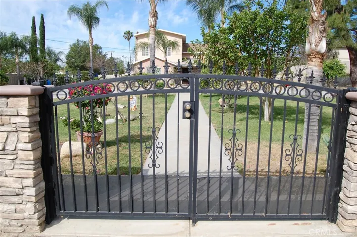 You can allow your dogs roam the whole property.