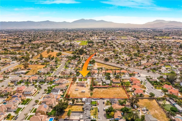9408 Poplar Avenue, Fontana, California 92335