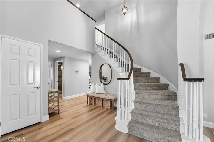 Gorgeous Formal Entry