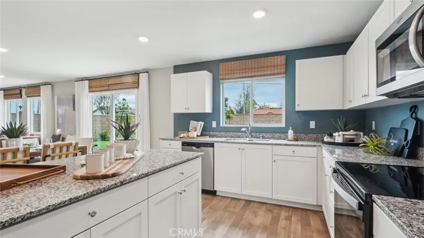 482 Baneberry Place, San Jacinto, California 92582