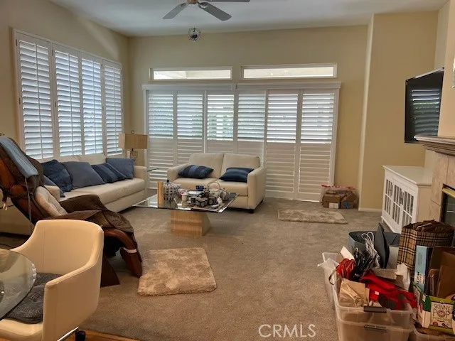 LIving Room before staged