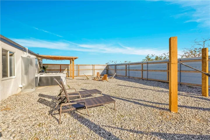 1746 Golden Sands, Landers, California 92285