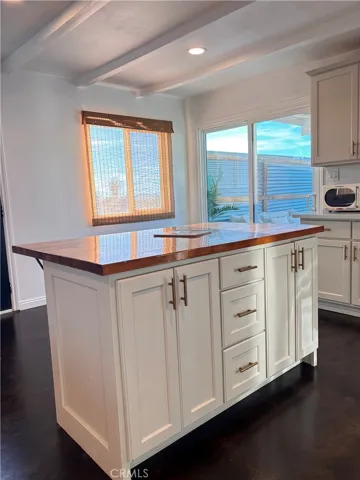1746 Golden Sands, Landers, California 92285
