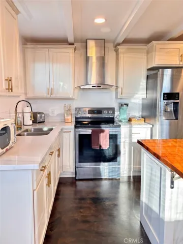1746 Golden Sands, Landers, California 92285