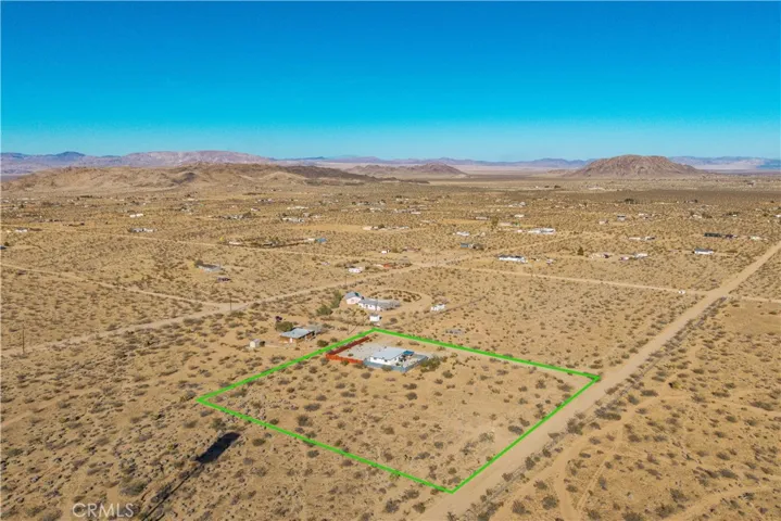 1746 Golden Sands, Landers, California 92285