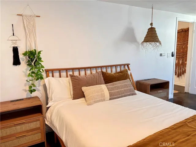 1746 Golden Sands, Landers, California 92285