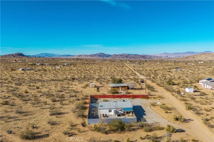 1746 Golden Sands, Landers, California 92285
