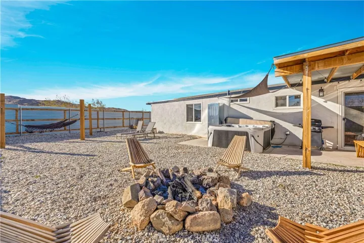 1746 Golden Sands, Landers, California 92285