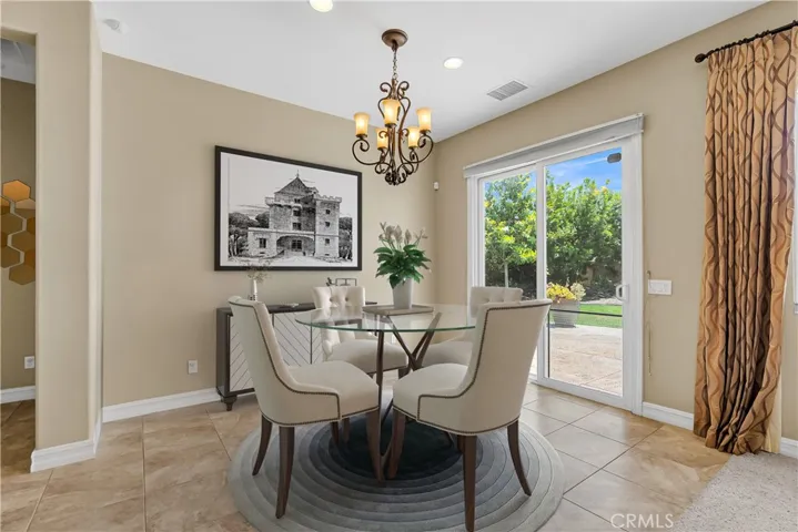 Virtually Staged Breakfast Nook