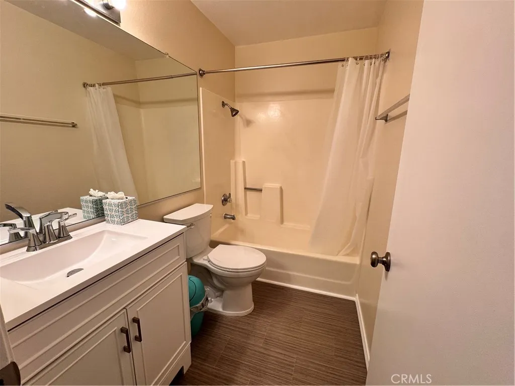 full bathroom