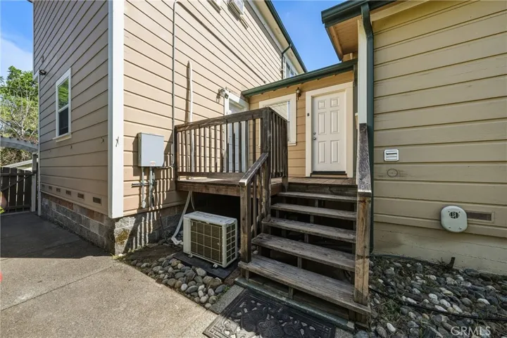 150 Clearlake, Lakeport, California 95453