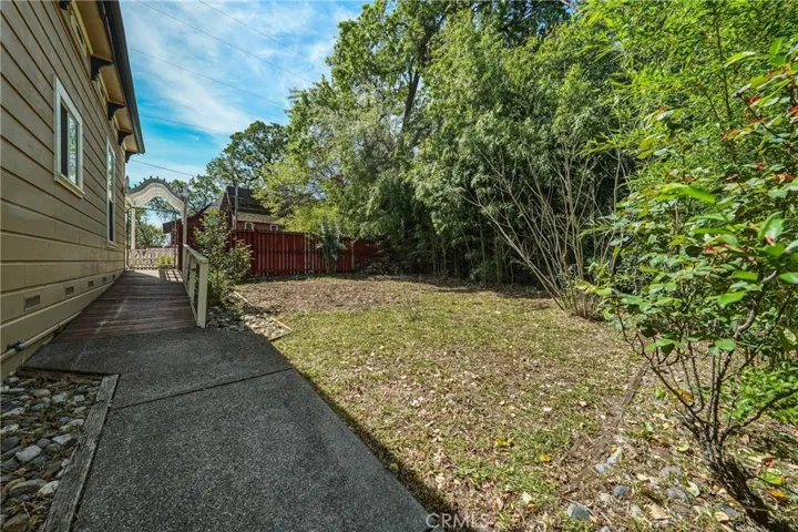 150 Clearlake, Lakeport, California 95453
