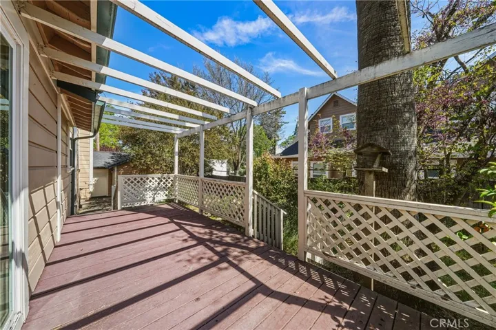 150 Clearlake, Lakeport, California 95453