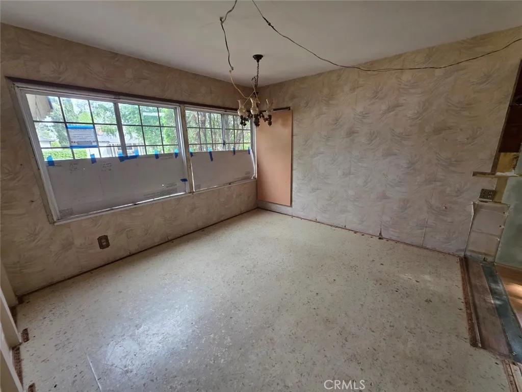 2321 N Naomi Street, Burbank, California 91504 — photo 4