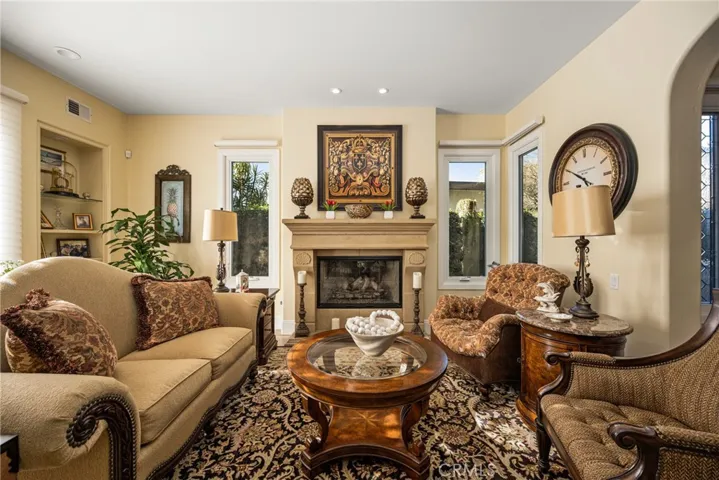3222 Clay Street, Newport Beach, California 92663