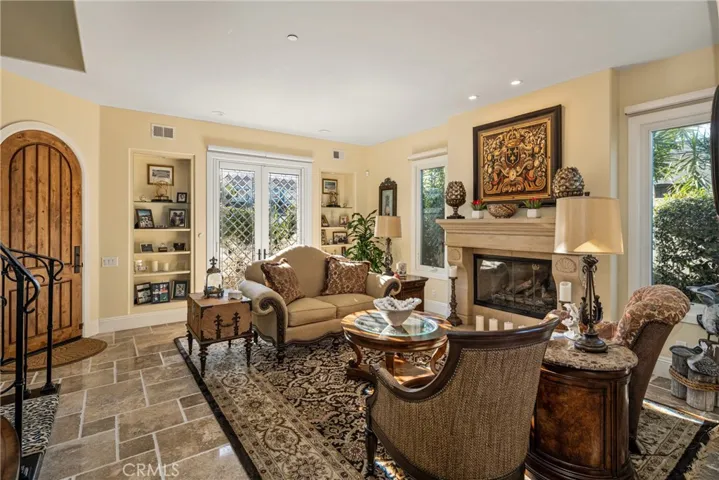 3222 Clay Street, Newport Beach, California 92663