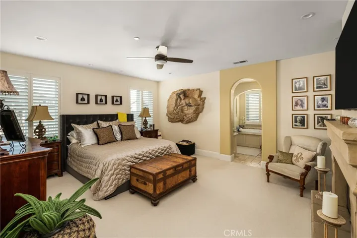 3222 Clay Street, Newport Beach, California 92663