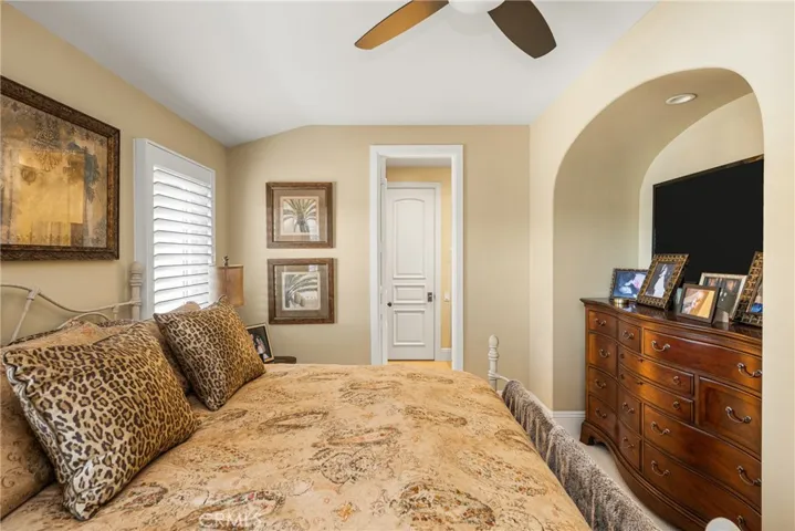 3222 Clay Street, Newport Beach, California 92663