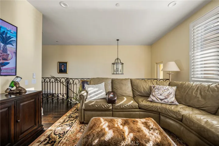 3222 Clay Street, Newport Beach, California 92663