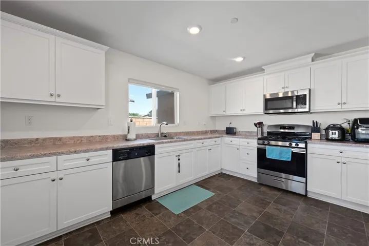 29443 Canteen, Winchester, California 92596