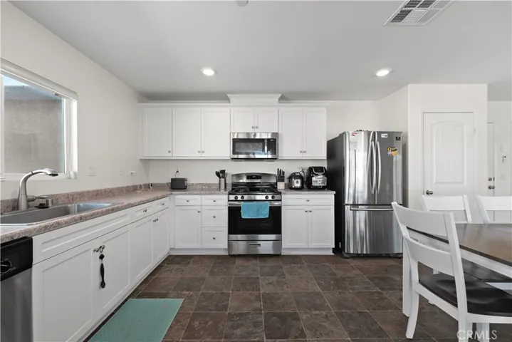 29443 Canteen, Winchester, California 92596